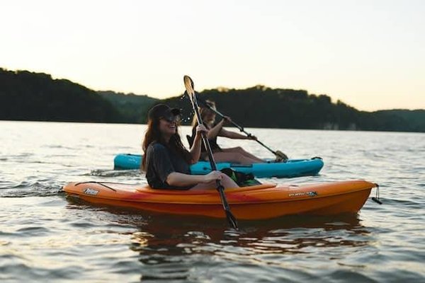 Location de canoë kayak dans la Drôme : Découvrez les meilleurs spots pour pagayer en famille ou entre amis