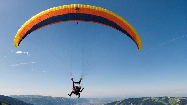 Les meilleurs spots de parapente en France pour vos prochaines aventures